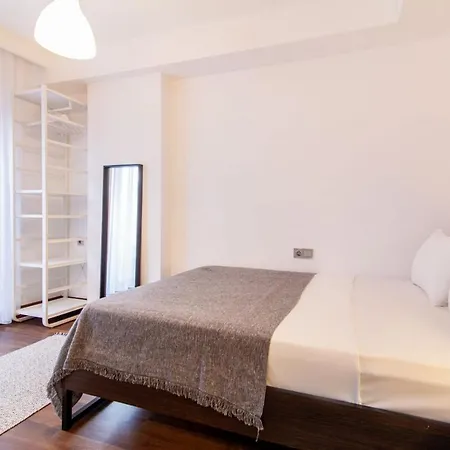 Апартаменты Stylish Flat With Location In Sisli Стамбул